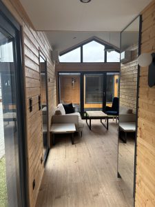 M 35 wyposażony – salon